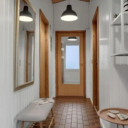 Beautiful In With Kitchen *