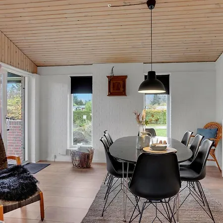 Beautiful In With Kitchen