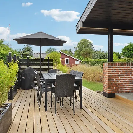 Hébergement de vacances Beautiful In With Kitchen Hadsund